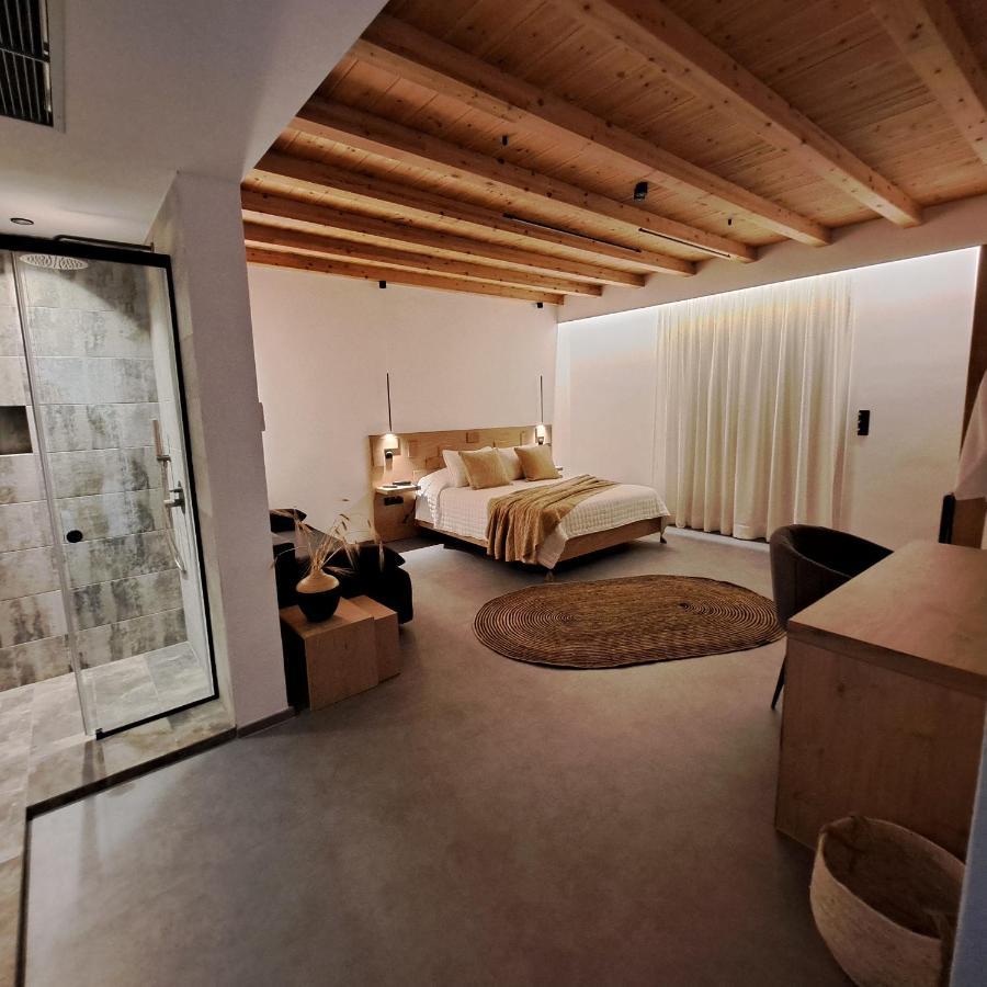 ארמופוליס Nisaki Hotel & Elite Suites מראה חיצוני תמונה