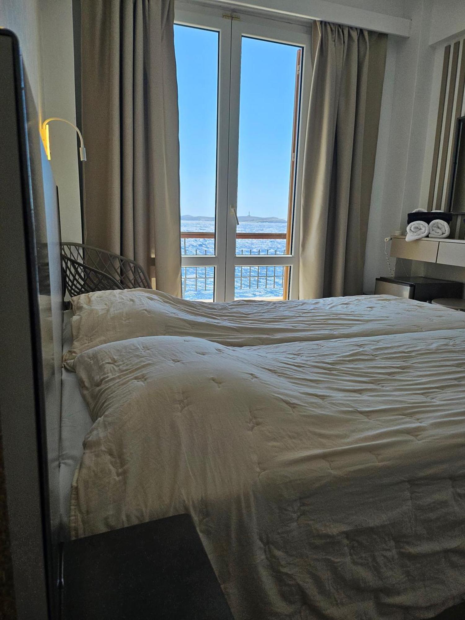 ארמופוליס Nisaki Hotel & Elite Suites מראה חיצוני תמונה