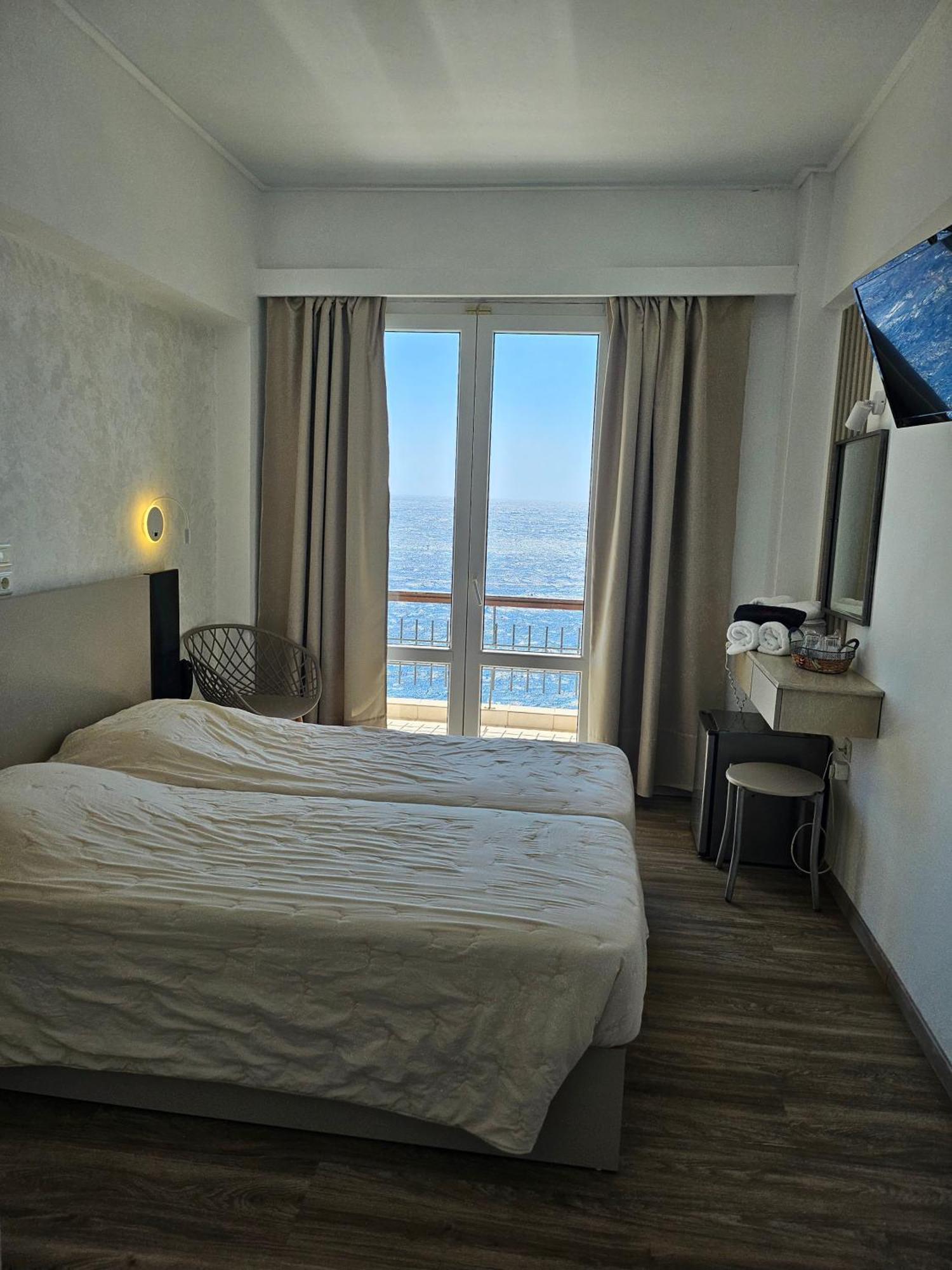 ארמופוליס Nisaki Hotel & Elite Suites מראה חיצוני תמונה