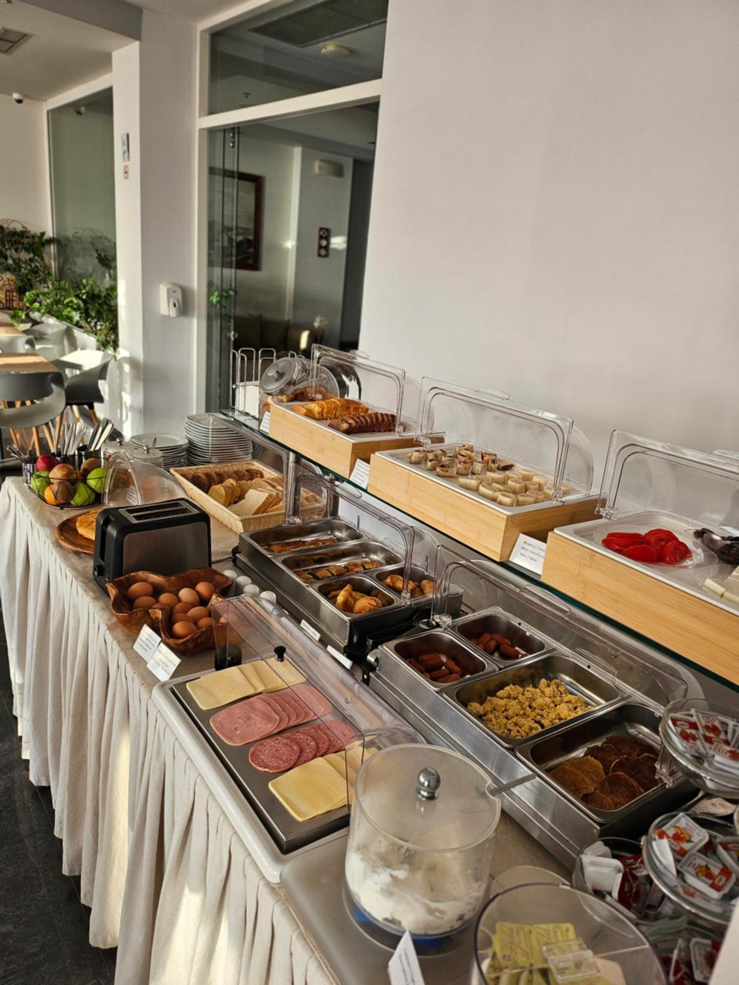 ארמופוליס Nisaki Hotel & Elite Suites מראה חיצוני תמונה