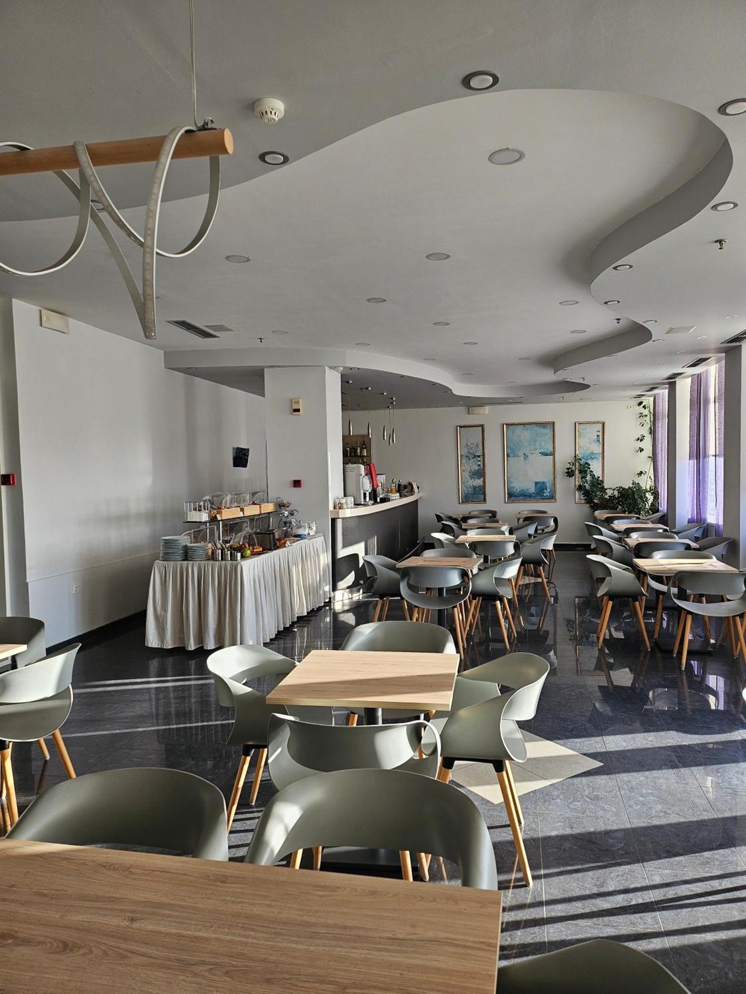 ארמופוליס Nisaki Hotel & Elite Suites מראה חיצוני תמונה