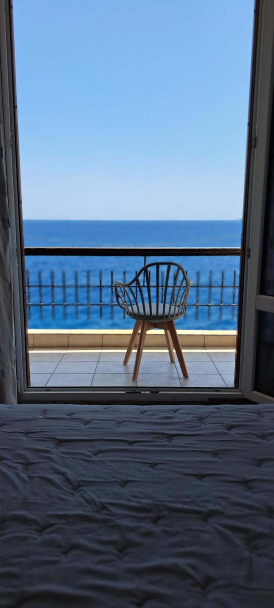 ארמופוליס Nisaki Hotel & Elite Suites מראה חיצוני תמונה