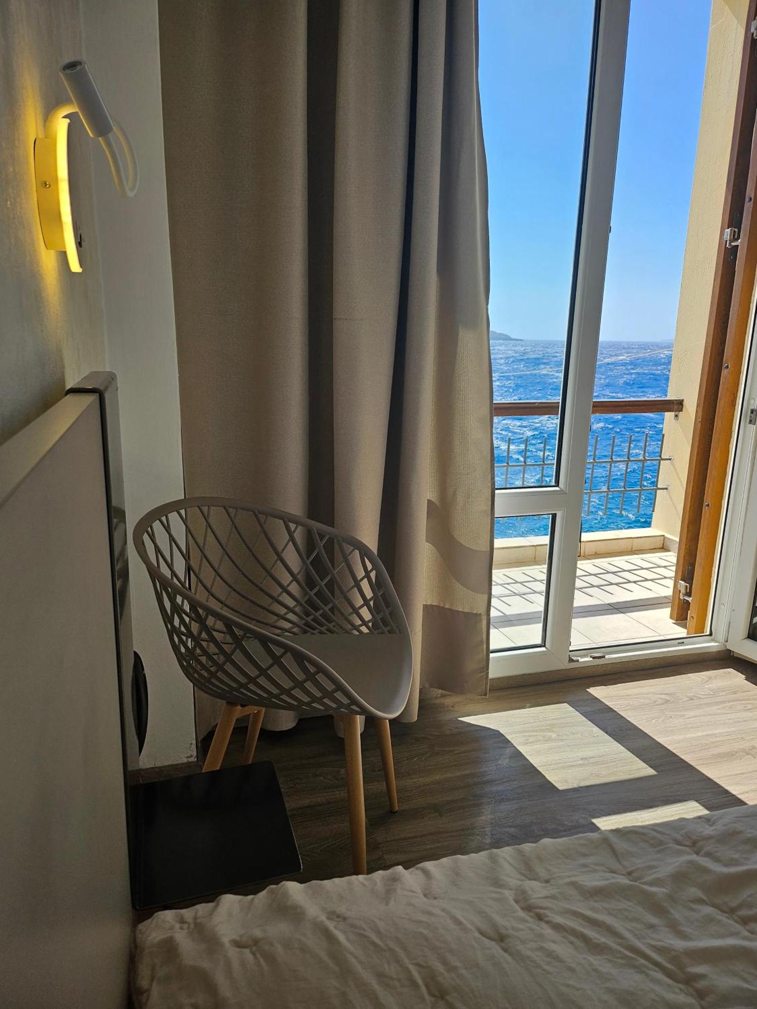 ארמופוליס Nisaki Hotel & Elite Suites מראה חיצוני תמונה