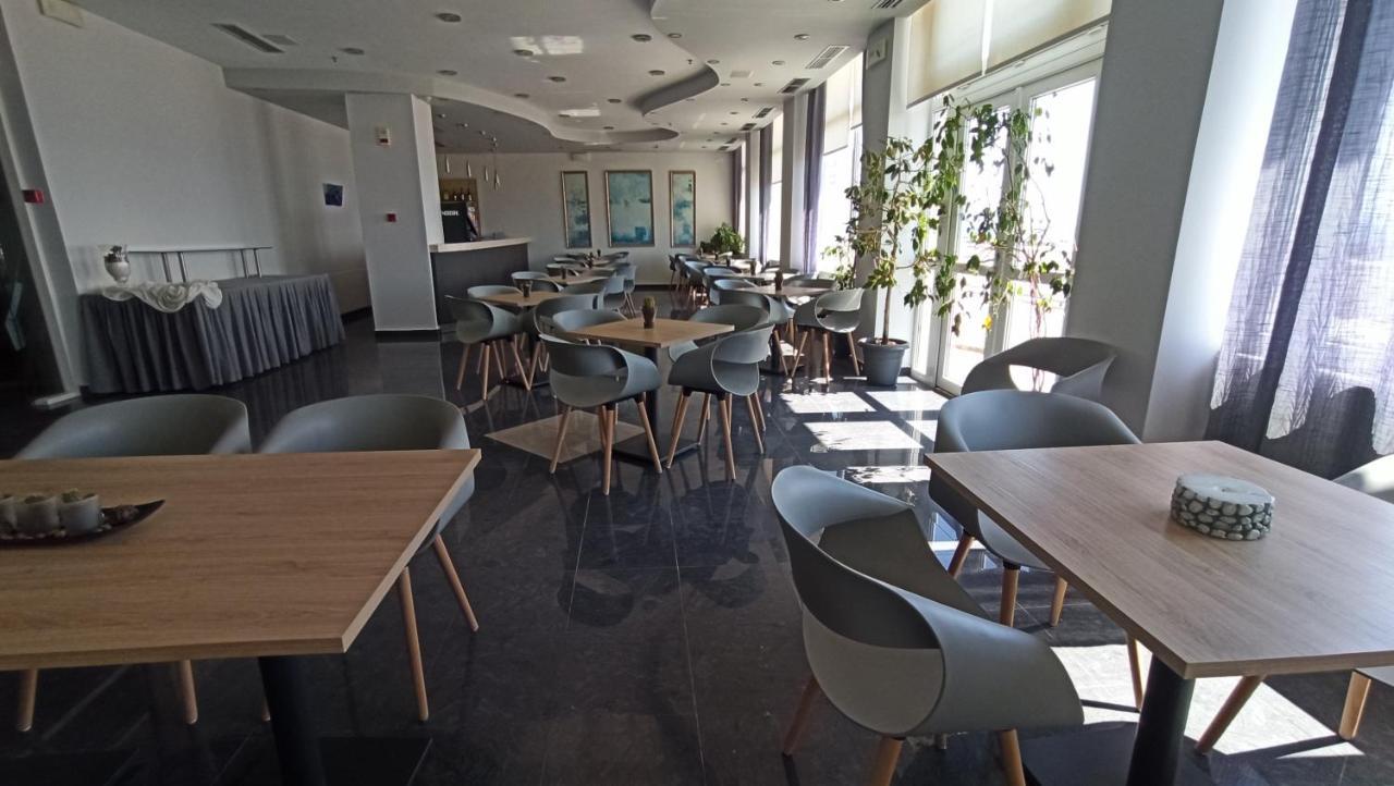 ארמופוליס Nisaki Hotel & Elite Suites מראה חיצוני תמונה